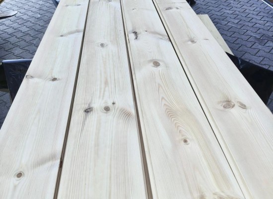 Deska podłogowa sosnowa klasa A/B 190x26,5  wilgotność około 10% / 4,14
